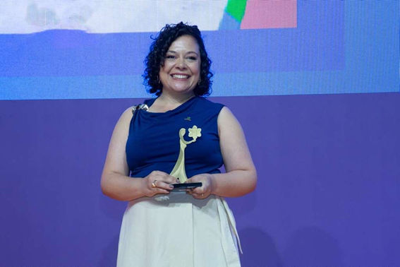 Dalilla Carvalho Rezende, vencedora da categoria Ciência e Pesquisa do Prêmio Mulheres do Agro de 2025: “A ciência e o agro também são lugares de vocês, mulheres. Estudem, sejam curiosas, façam perguntas. Busquem oportunidades como iniciação científica, bolsas e projetos. Cada passo conta”. 